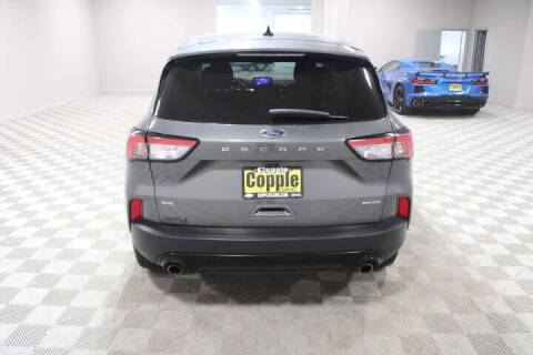 2022 Ford Escape SE