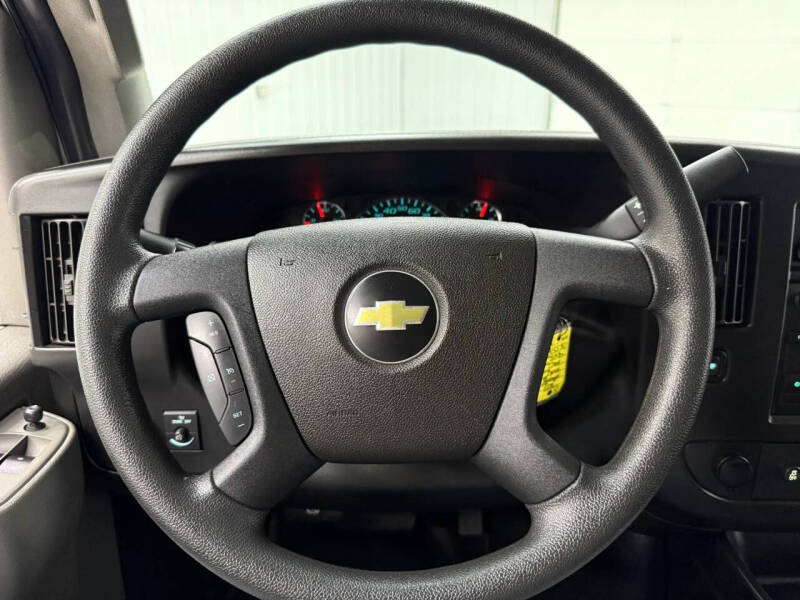 2018 Chevrolet Express LS 2500