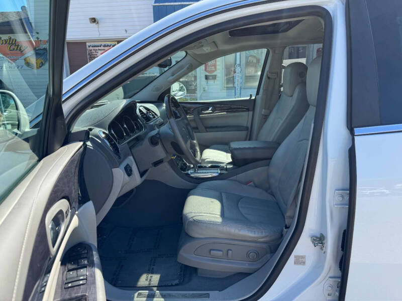 2017 Buick Enclave Leather