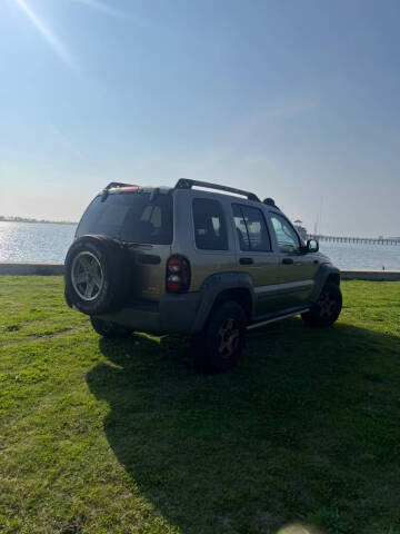 2005 Jeep Liberty Renegade