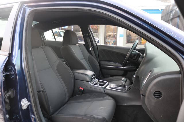 2017 Dodge Charger SXT