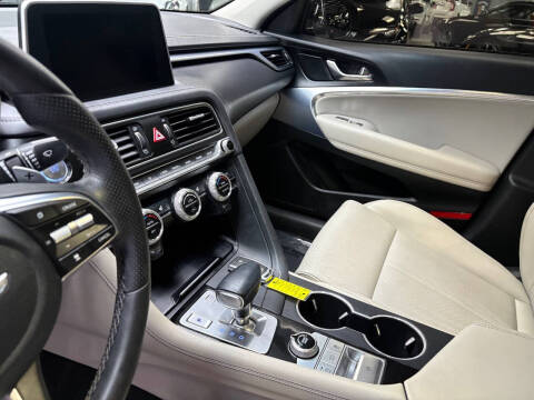 2021 Genesis G70 2.0T