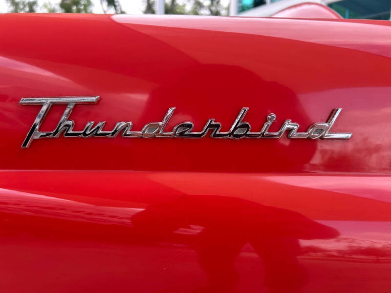 1956 Ford Thunderbird