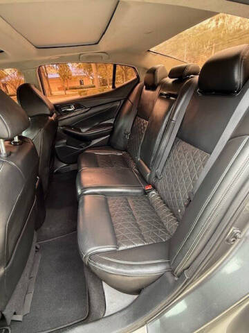 2016 Nissan Maxima Platinum