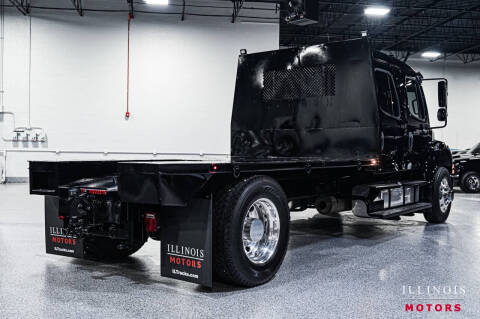 2005 Freightliner M2 106