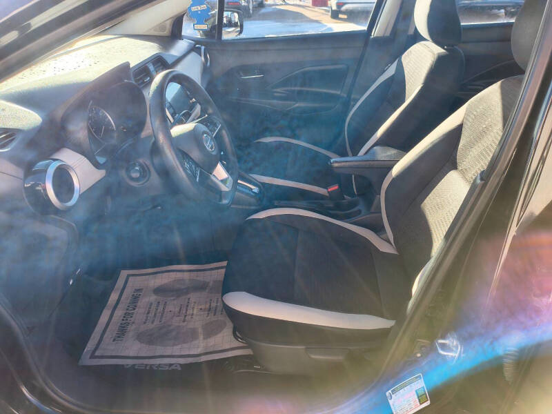 2020 Nissan Versa SV