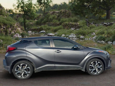 2018 Toyota C-HR XLE Premium