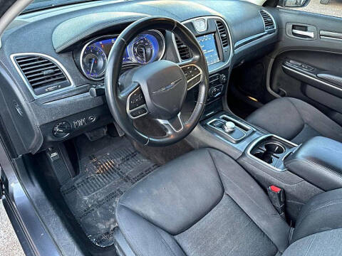 2019 Chrysler 300 Touring