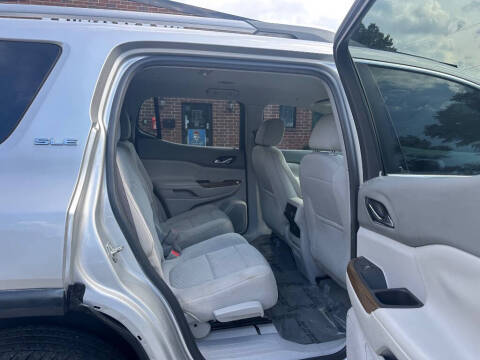 2018 GMC Acadia SLE-2