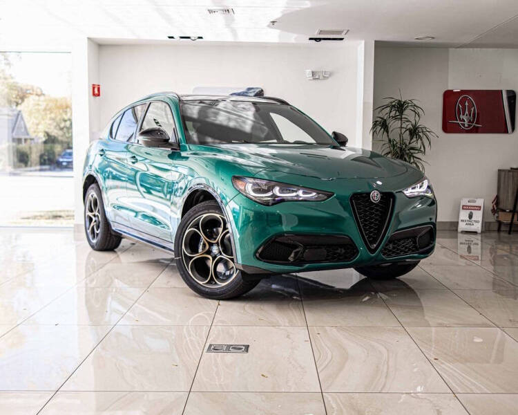 2025 Alfa Romeo Stelvio