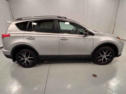 2017 Toyota RAV4 SE
