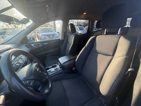2020 Nissan Pathfinder S