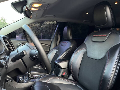 2020 Jeep Cherokee Trailhawk Elite