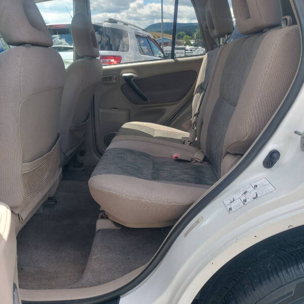 2003 Toyota RAV4