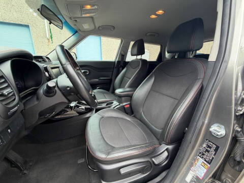 2017 Kia Soul !