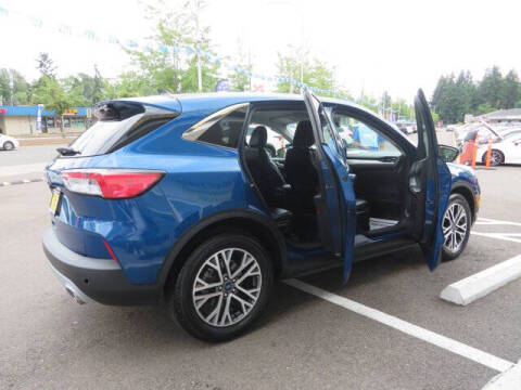 2022 Ford Escape SEL