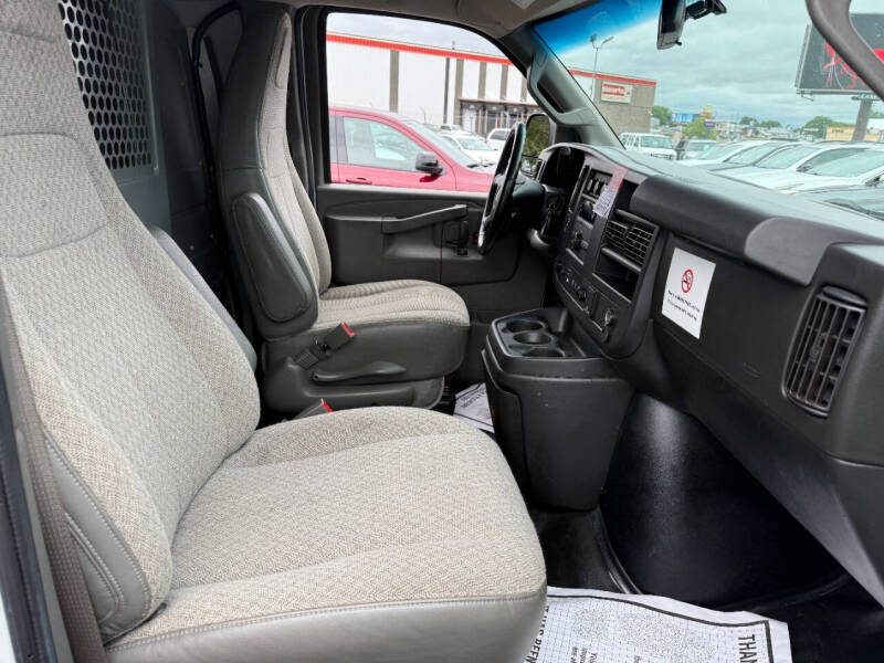 2021 Chevrolet Express 3500