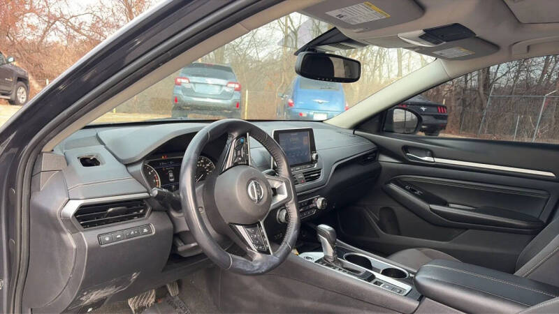 2020 Nissan Altima 2.5 SV