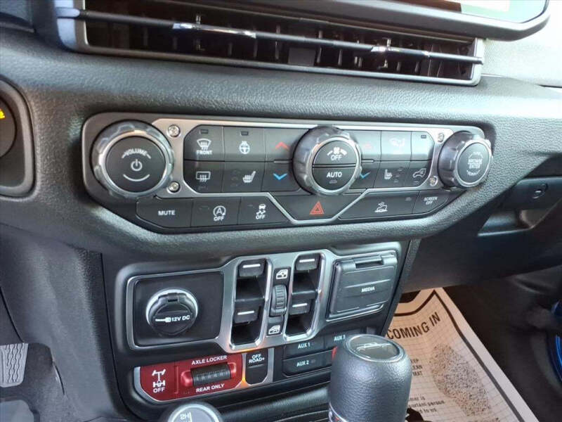 2025 Jeep Gladiator Willys