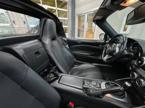 2022 Mazda MX-5 Miata RF Grand Touring