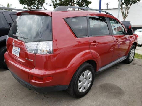 2011 Mitsubishi Outlander ES