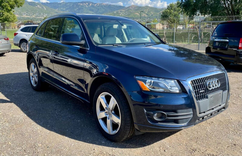 2011 Audi Q5 for sale at The Car-Mart in Bountiful UT