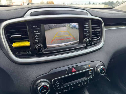 2019 Kia Sorento LX V6