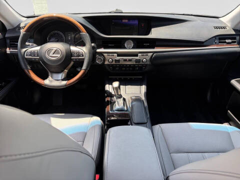 2017 Lexus ES 350