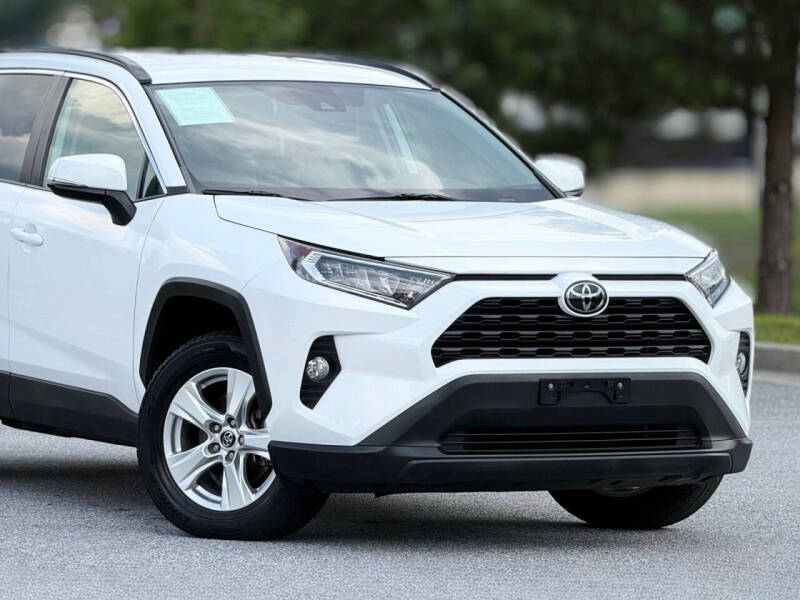 2020 Toyota RAV4 XLE