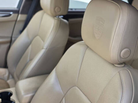 2016 Porsche Macan Turbo