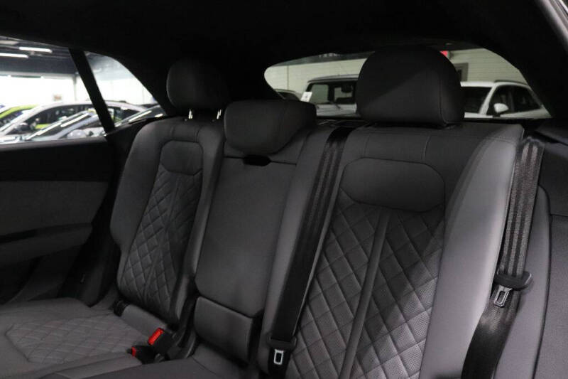 2024 Audi SQ8 4.0T quattro Prestige