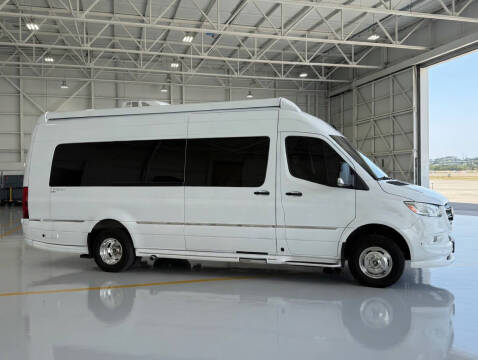 2023 Airstream Interstate