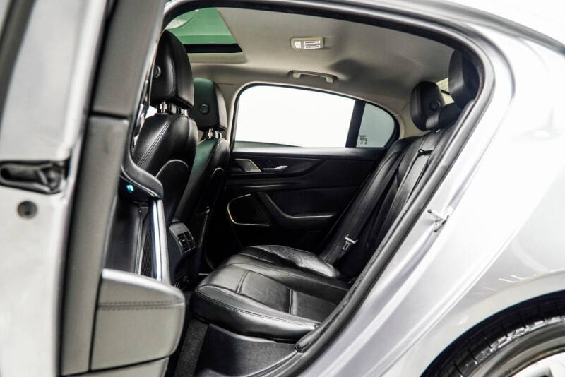 2020 Jaguar XE P250 S