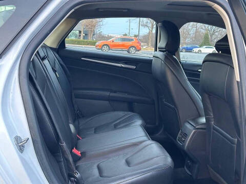 2019 Ford Fusion Hybrid Titanium