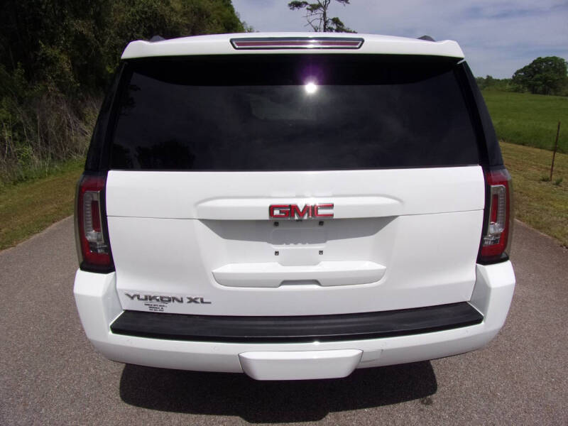 2017 GMC Yukon XL SLT