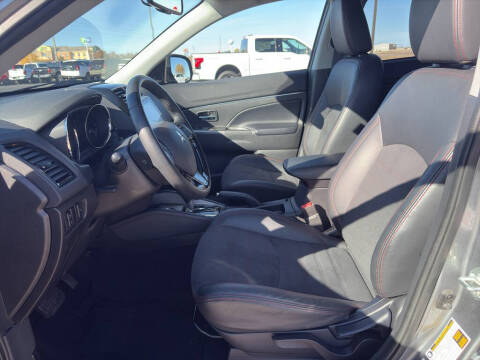 2024 Mitsubishi Outlander Sport SE