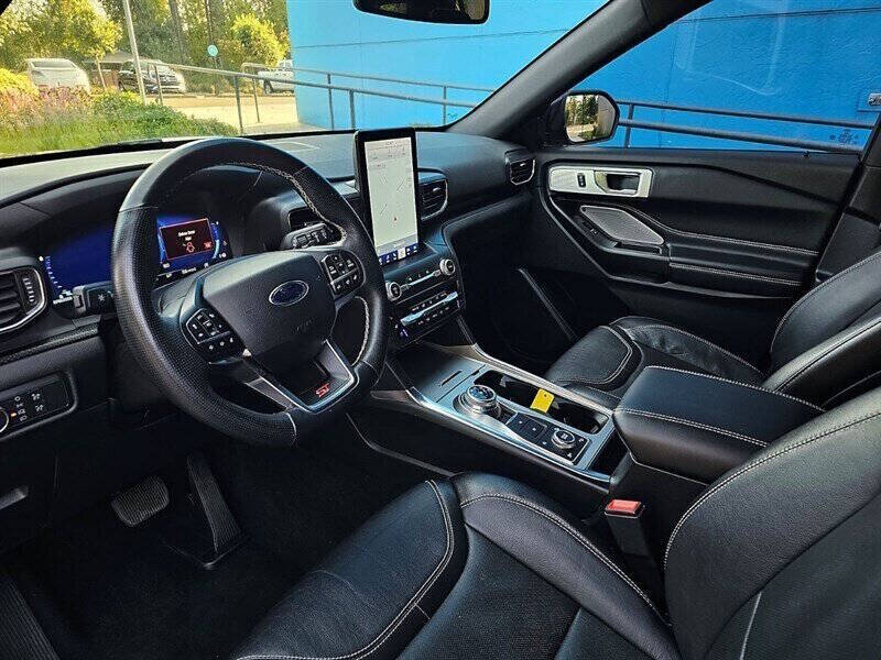 2020 Ford Explorer ST