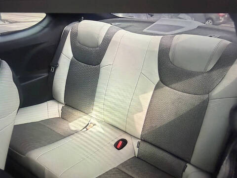 2013 Hyundai Genesis Coupe 2.0T Premium