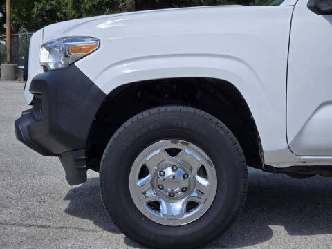 2022 Toyota Tacoma SR