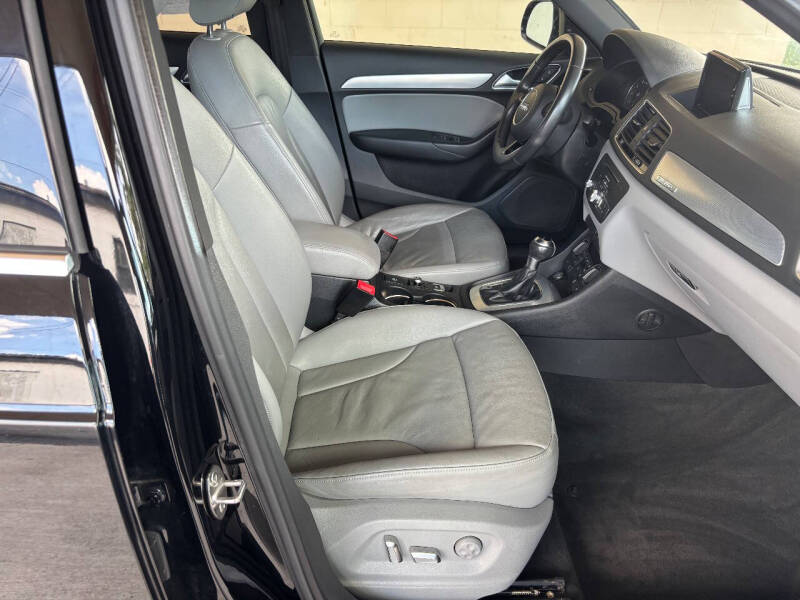 2018 Audi Q3 2.0T quattro Premium Plus