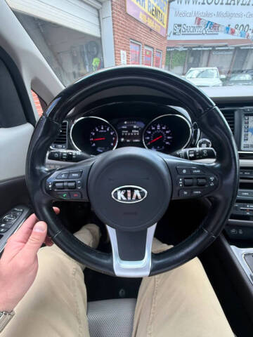 2016 Kia Sedona Limited