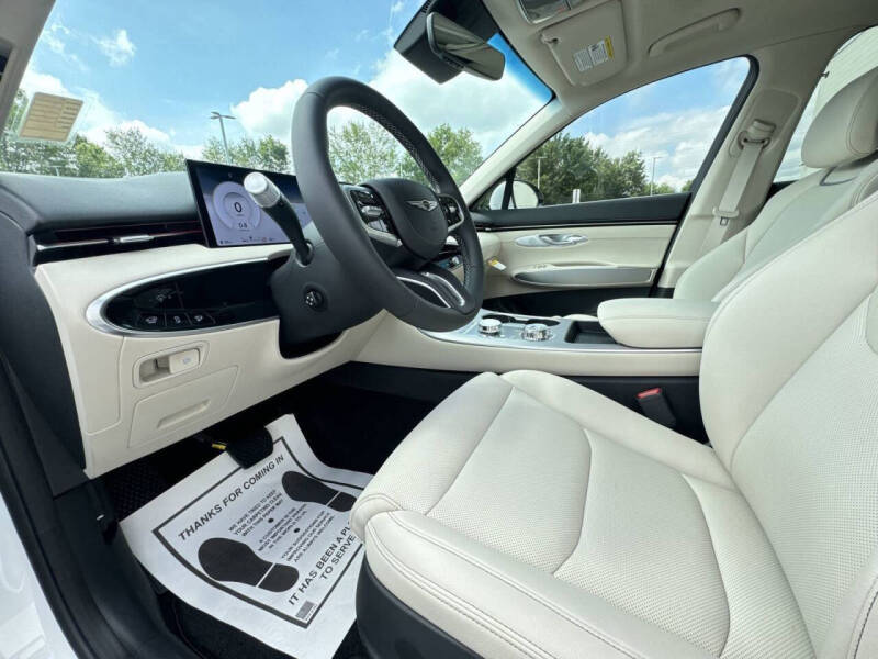 2026 Genesis GV70 2.5T Select