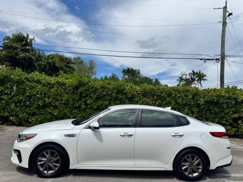 2020 Kia Optima LX
