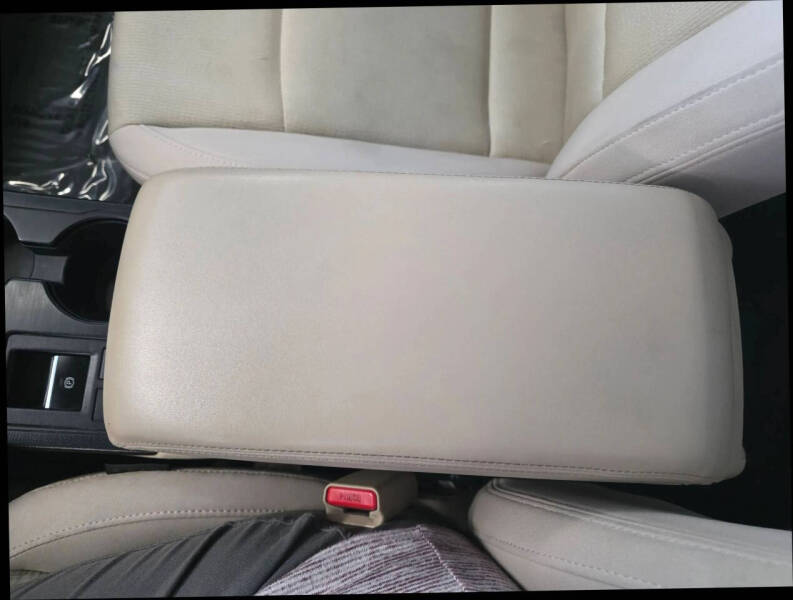 2015 Subaru Legacy 2.5i Premium