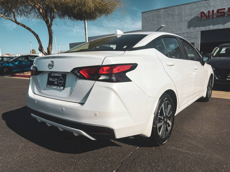 2025 Nissan Versa SV