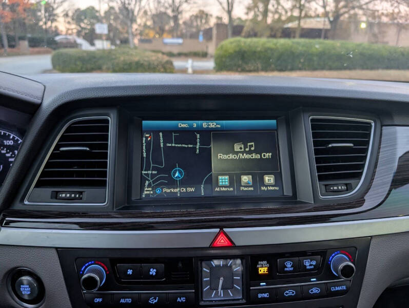 2015 Hyundai Genesis 3.8L