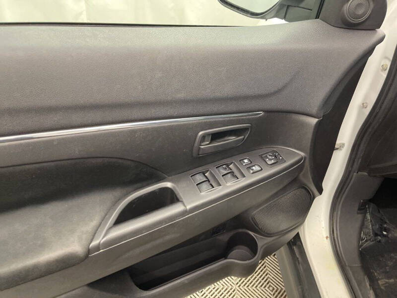 2015 Mitsubishi Outlander Sport ES