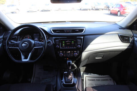 2020 Nissan Rogue SV