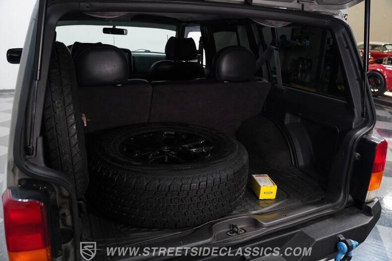 2000 Jeep Cherokee SE