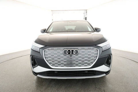 2025 Audi Q4 e-tron quattro Premium 55